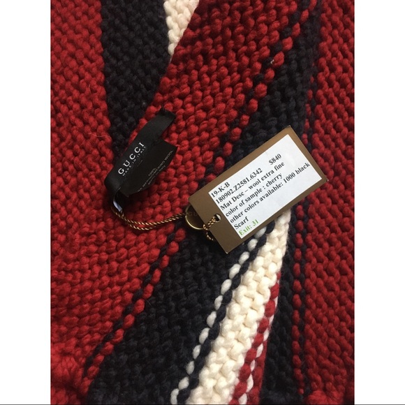 GUCCI Wool Runway Winter Long Thick Snow Scarf - Picture 3 of 5